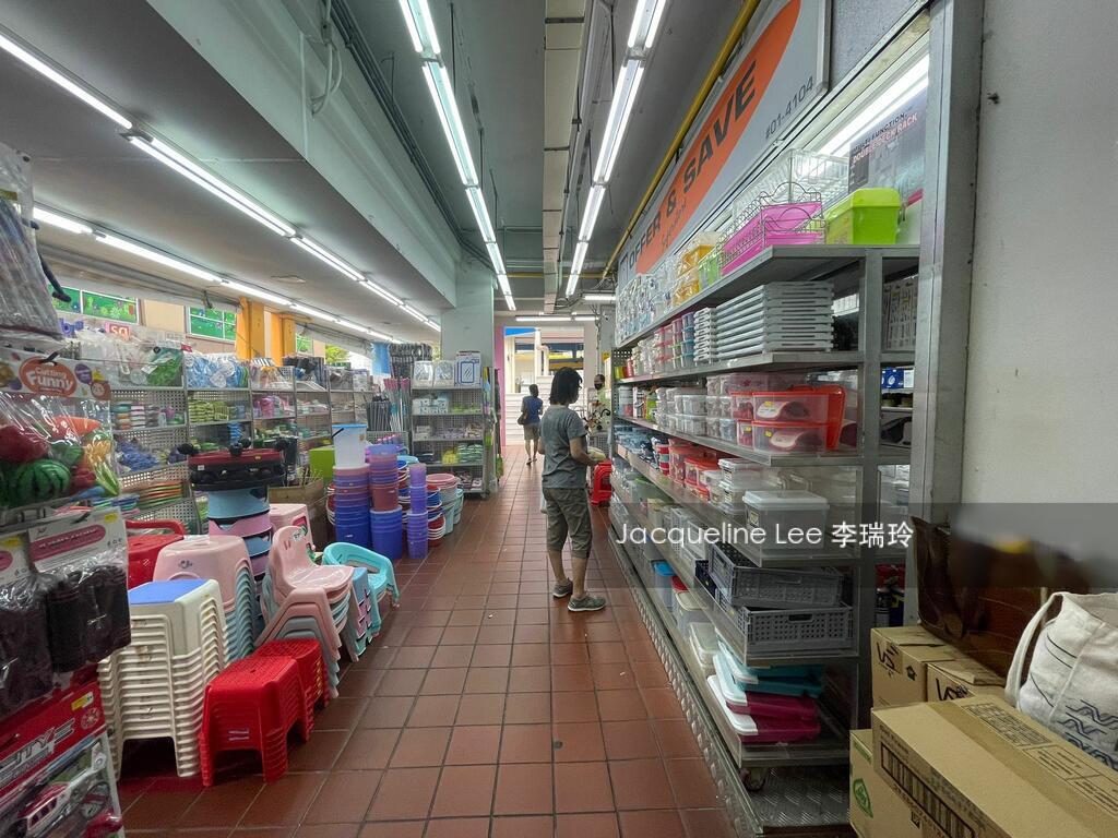 Ang Mo Kio Avenue 6 (D20), Shop House For Sale 94172401